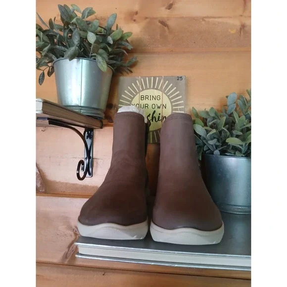 Brothers United Women's Connecticut Leather Sneaker Boots Taupe Suede Size 8 - Picture 5 of 10